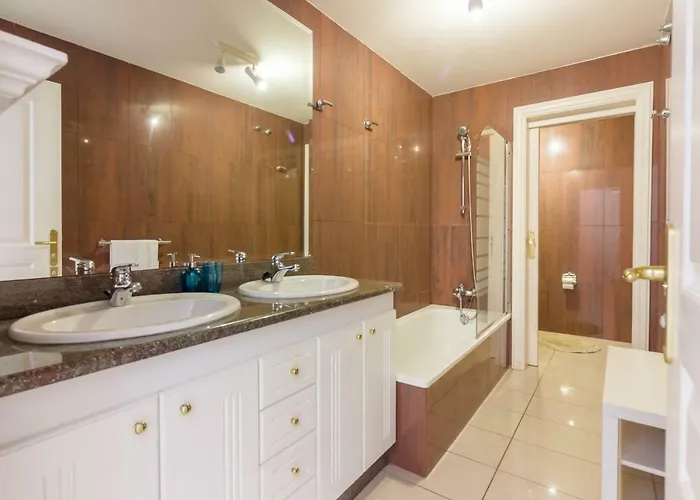 Apartamento Terrazas Del Duque Ii 2a003 *